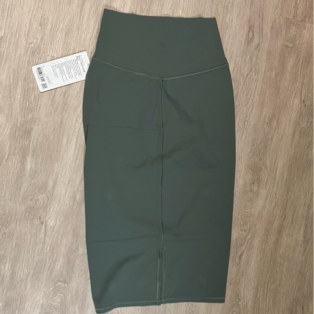 NWT Lululemon Nulu Slim Fit Skirt – Grey Eucalyptus, High-Rise - Picture 2 of 4